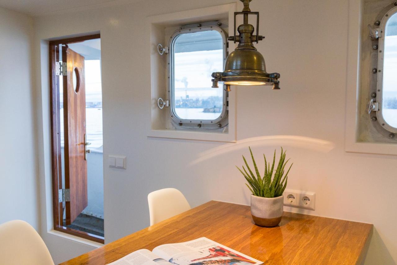 M/S Svalbard B&B Амстердам Екстериор снимка